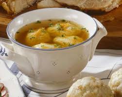 Suppe Mit Griessnockerl Rezept Griessnockerln Nockerl Suppe