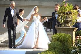 Und die sind sowohl für business als auch… Sylvie Meis Hochzeitsgaste Geben Intime Einblicke In Traumhochzeit In Florenz