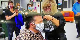Ted cruz is one of the more controversial senators in the united states. Ted Cruz Gets Haircut From Dallas Hair Salon Of Owner Who Was Released From Jail