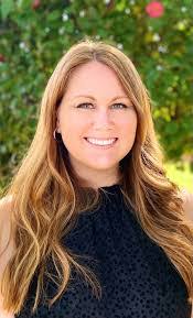 Suzanne Hamilton's Instagram, Twitter & Facebook