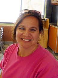 Gina Wise's Instagram, Twitter & Facebook