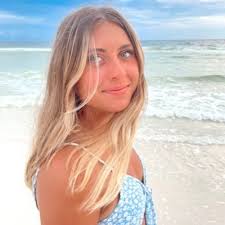 Kendall Rose (@kendallnrose)