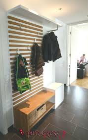 Garderobe modern garderobe innenraum innenarchitekt einrichtung inneneinrichtung heim zuhause modern. Flexible Kleiderstander In Quercus Flurmobel 2020 Garderobe Flur Mobel Garderoben Eingangsbereich