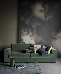 Le Canape Vert Olive Un Must Have Qui Fait Souffler Un Vent De Fraicheur Dans Votre Interieur En Velours Ou En Tissu Sofa Design Home Decor Green Velvet Sofa