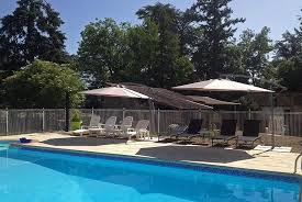 L Art D Une Pause Gites Avec Piscine En Bourgogne Du Sud Proche Cluny Et Tournus Picture Of L Art D Une Pause Champagny Sous Uxelles Tripadvisor