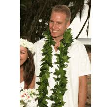 Polynesian maile is full bodied maile lei is commonly worn by males for weddings and/or special events. Groom S Maile Lei Silk