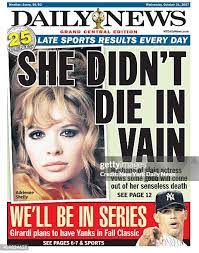 Shelly Lincoln's Instagram, Twitter & Facebook