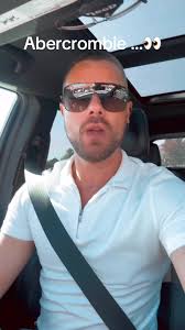 Unconventional CEO Reactions: Abercrombie Insights