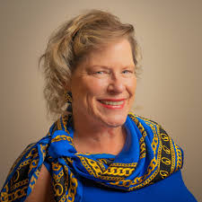 Janette Farley's Instagram, Twitter & Facebook