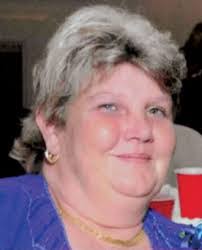 Esther Billings's Instagram, Twitter & Facebook