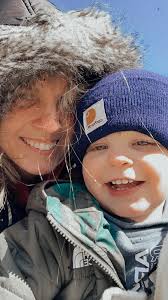 WE OUTSIIIIIIIIIDE THIS SUMMER … after work tho & a little nap 😩