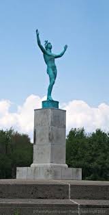 The Sun Singer Sculpture At Allerton Park Retreat Center In Monticello Il The 15 Foot Tall Statue Of Phoebus Apollo The Allerton Monticello Midwest Travel
