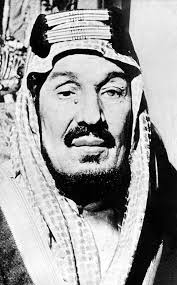 1932 توحيد جميع الجزيرة العربية التي سيطر عليها بن سعود تحت اسم المملكة العربية السعودية وتنصيب Portrait Drawing Saudi Arabia Flag National Day Saudi