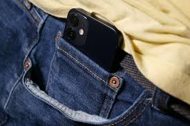 Iphone 12 Mini Review Apple S Smallest Is A One Handed Phone User S Dream Cnet