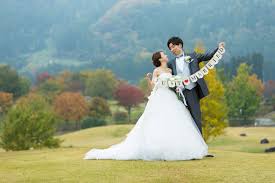 It's a question that photographers frequently ask. How To Handle A Camera Shy Groom And Other Wedding Photography Tips