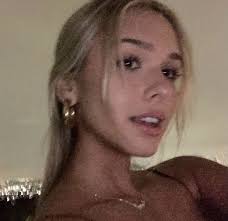 Last kiss // PAIGE BUECKERS