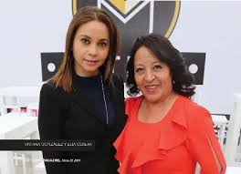 SERGIO BAÑOS Y BÁRBARA MONTAÑO PRESENTAN PLAZA MITIKA.