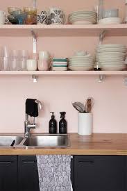 Musta Vaaleanpunainen Keittio On Valmis Black Pink Kitchen Is Ready Kettukarkki Divaaniblogit Kuche Einrichten Kuche Ikea Kuche