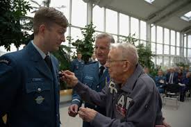 Flyby honours Moose Jaw's last veteran of the Second World War