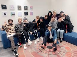Bts And Txt Wallpapers Wallpaper Cave 10.01.19 ✨memposting all about txt and enhypen ✨love all txt and enhypen members ✨we'll do the best for you ✨part of @btsnewsina ✨repost? bts and txt wallpapers wallpaper cave