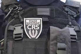 Photo Alès : des renforts de CRS et une protection policière du maire ...