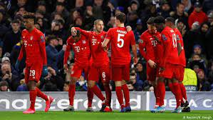 Thiago, in what could be his final game for bayern, makes way for tolisso with the german side very nearly over the line. Champions League Serge Gnabry Produces Latest London Masterclass As Bayern Munich Crush Chelsea Sports German Football And Major International Sports News Dw 25 02 2020