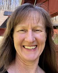 Lucinda Ramsey's Instagram, Twitter & Facebook