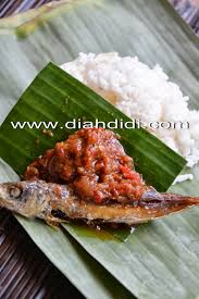 5 butir bawang merah dan digoreng. Sambel Tomat Ikan Pindang Lodeh Terong Resep Masakan Indonesia Makanan Dan Minuman Makan Malam