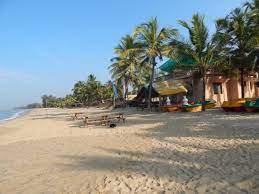 The sprawling resort complex at someshwar uchil provides a rejuvenating experience. Our Dinner Table Picture Of Mangalore Beach Resort Tripadvisor