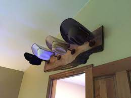 50 Finest Diy Hat Rack Ideas For Your Hat Organizer Diy Hat Rack Cowboy Hat Rack Hat Rack
