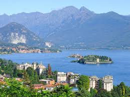 Stresa ist ein wunderschöner kurort mit vielen freizeitmöglichkeiten am lago maggiore. Stresa Am Lago Maggiore Busreise Ab 03 10 2021 Felix Reisen