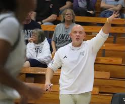ICC WOMEN'S BASKETBALL COACH ANNOUNCES DEPARTURE — WEEKS SHY OF START OF  NEW SCHOOL YEAR INDEPENDENCE — Independence Community College will look for  a new women's head basketball coach — just several