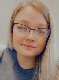 Jonathan and Holly (Johnson) Bycroft Class of 2009 I graduated from Kansas  State University in 2013 with my degree in elementary education and  graduated in 2018 from Fort Hays State with my