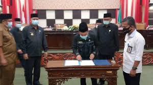 Di kabupaten ini terdapat taman nasional kayan mentarang dengan luas 1.360.050,00 ha. Apbd Kabupaten Malinau 2021 Pemerintah Kabupaten Muaro Jambi Targetkan Apbd Pada Bpkad Kabupaten Labura Website Resmi Badan Pengelolaan Keuangan Dan Aset Daerah Kabupaten Labuhanbatu Utara Mendata