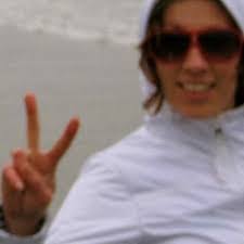 Danielle Bedard's Instagram, Twitter & Facebook