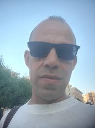 Send me messages now in massager I want best friend