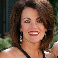 Veronica Peckham's Instagram, Twitter & Facebook