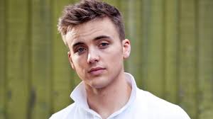 Harry S Secret Email Causes A Stir Hollyoaks Harrys Kieron Richardson