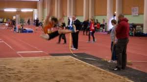 Im siebenkampf liegt die frankfurterin carolin schäfer nach 13,29 sekunden über 100 meter im siebenkampf stehen für die athletinnen schäfer und grimm die disziplinen kugelstoßen und der. Siebenkampf Archive Hauptstadtsporttv