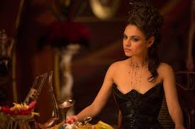 Everyone in this movie not from earth speaks english (except the official advocate. Jupiter Ascending Astounds With Awful Goodness The Tufts Daily