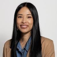 Lisa Gregor's Instagram, Twitter & Facebook