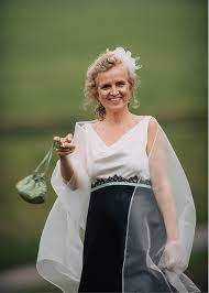 Viele unserer brautkleider eignen sich ganz wunderbar als hochzeitskleid für die braut ab 50. Brautkleider Ab 50 Vannilla Brautmode In Koln