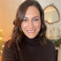 90+ "Lara's" profiles