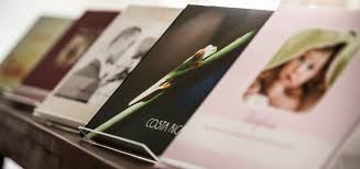 Vorlagen für fotobuch selbst designen wenn du das innenleben deines fotobuchs ganz nach deinem geschmack gestalten willst, dann kannst du das mit einem grafikprogramm tun. Wunderschone Fotobuchideen Inspirationen Von My Moments