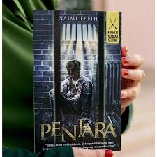 Aleandra jovanka, yang merupakan anak sulung dari lukman hidayat aindra dan latifa terpaksa menikah dengan seorang ceo kaya raya bernama senopati arya bagaskara yang terkenal dingin dan angkuh. Buku Novel Penjara Bestseller Shopee Malaysia
