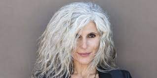 Color correction dark hair to silver pearl. 6 Reasons Gray Hair Is White Hot Again Huffpost