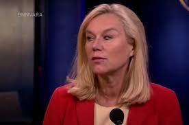 Aus wikipedia, der freien enzyklopädie. Elitair Bubbelvrouwtje Sigrid Kaag D66 Blijkt Elitair Bubbelvrouwtje D66