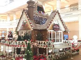 How soon do you put up your christmas decorations?are you the type of person who strings lights and puts your tree up the day after thanksgiving? Secrets About Walt Disney World S Holiday Decorations Insider
