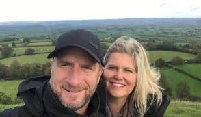 Everything To Know About Ireland Coach Mike Catt And Family