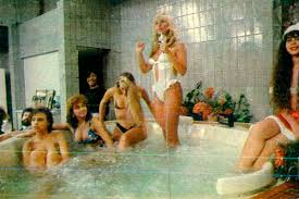 Artistas, celebridades,jornalismo, diversão, humor, shows, emoção, família e muito entretenimento. As Inacreditaveis Madrugadas Da Televisao Brasileira Nos Anos 1980 E 1990 Tv Historia